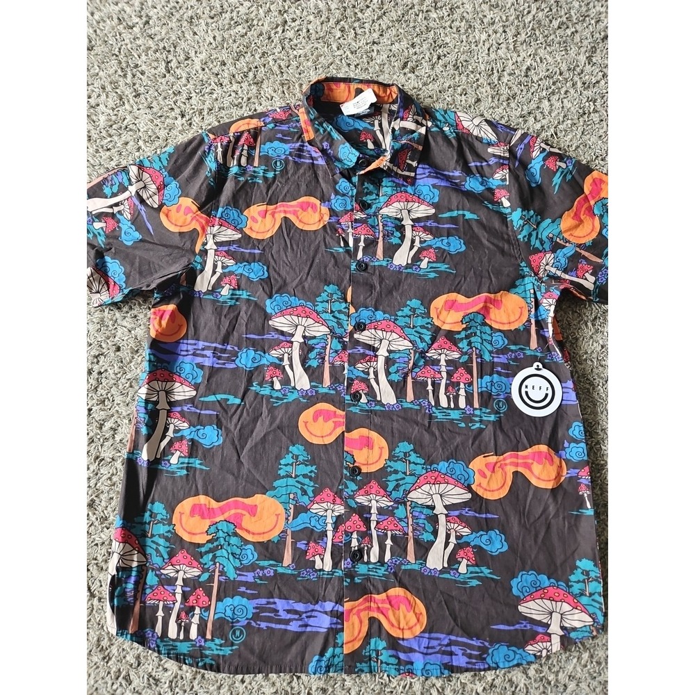 Neff Psychedelic Trippy Smileys Button Down Shirt Casual Grunge Mushroom Shirt